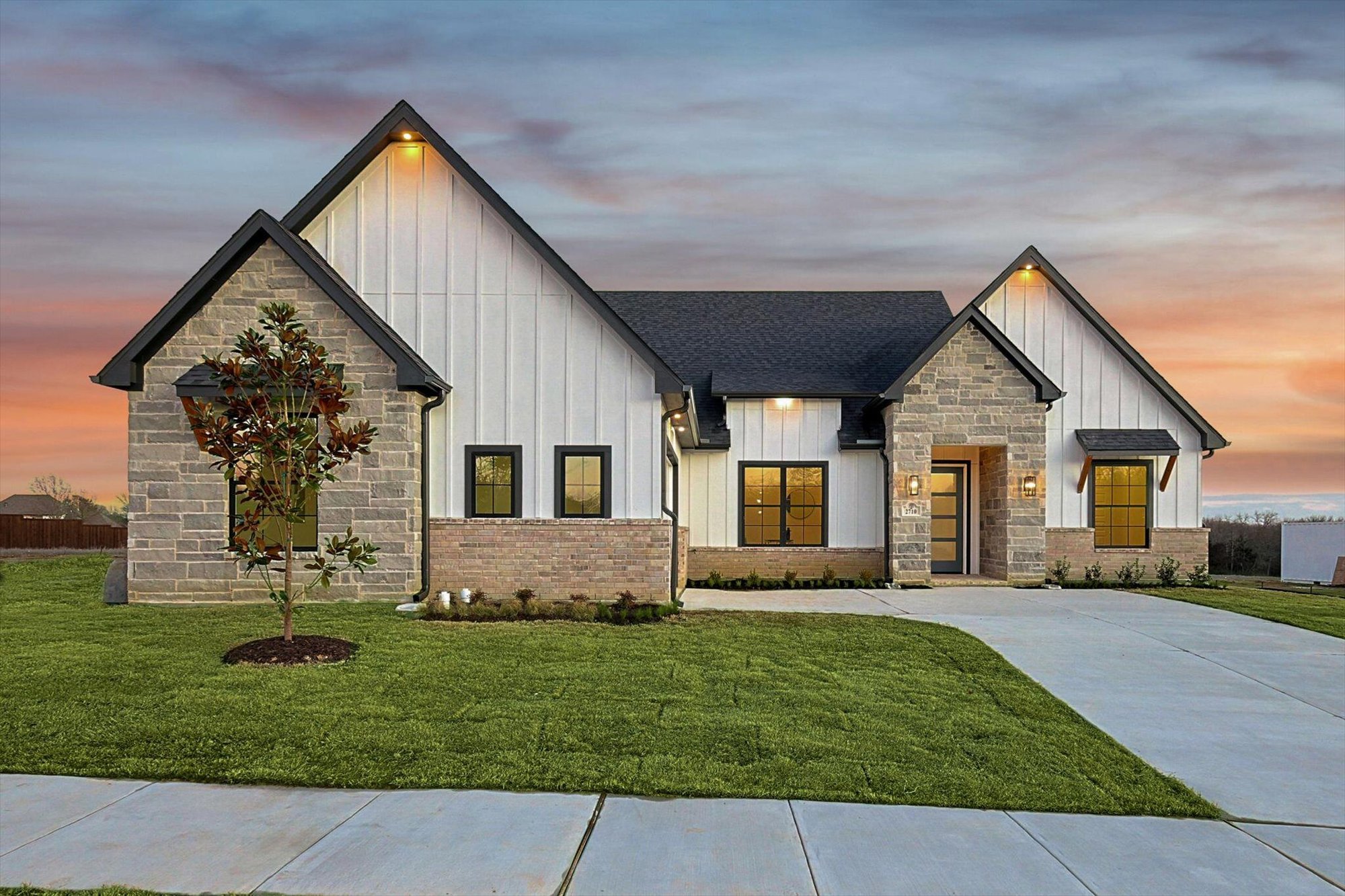 59-2710 Stonecrest Dr Twilight Final-1