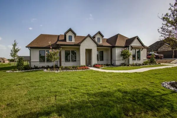 Heritage Crossing Home Front