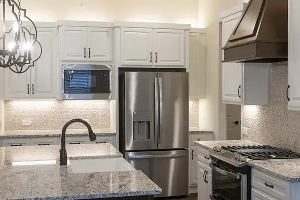 Heritage Crossing Home Kitchen